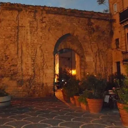 Delle Carrozze Al Ballaro Palermo